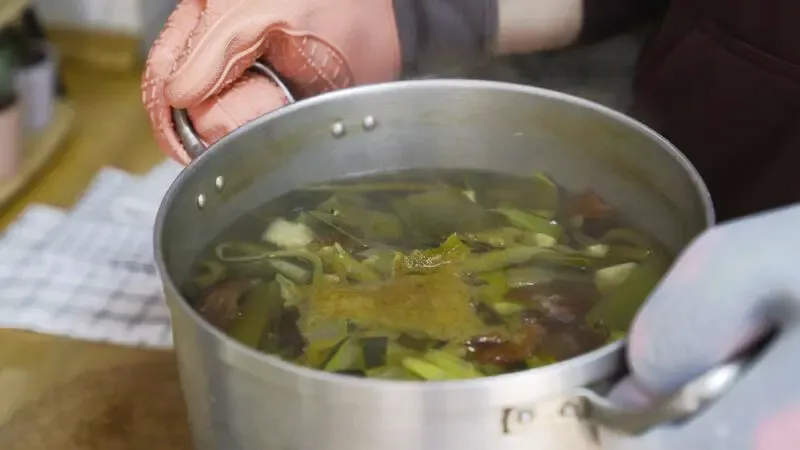 Basic Vegetable Broth