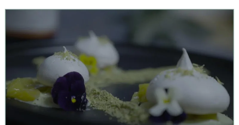 Deconstructed Pavlova, Pistachio Crème Pâtissière, Champagne-Poached Mango